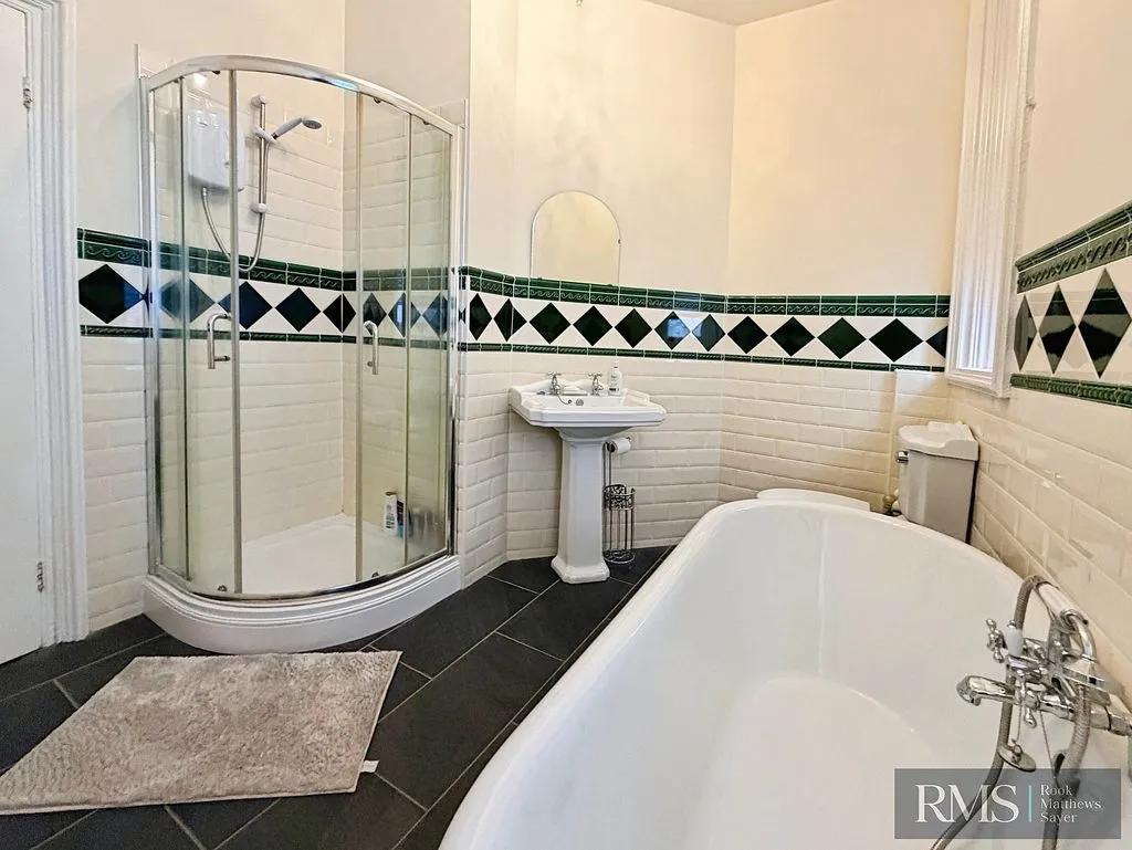 Newcastle Upon Tyne NE2 4RL, NE2, photo 9