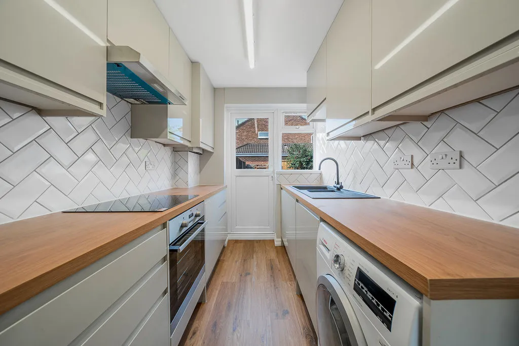 Grange Road, Worplesdon, GU2, photo 3