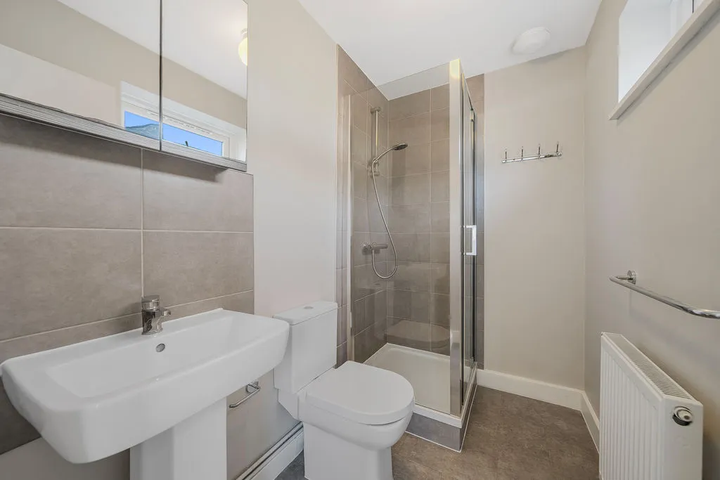 Grange Road, Worplesdon, GU2, photo 9