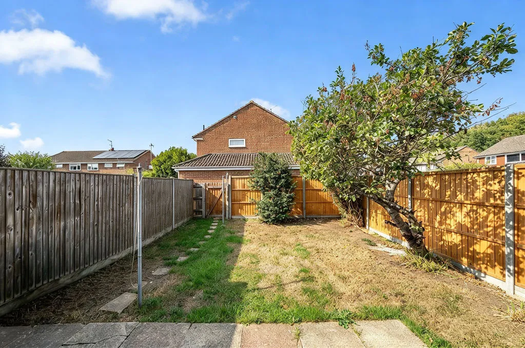 Grange Road, Worplesdon, GU2, photo 2