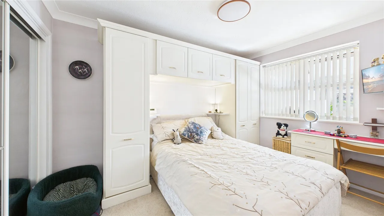 The Grange, Chobham, GU24, photo 6