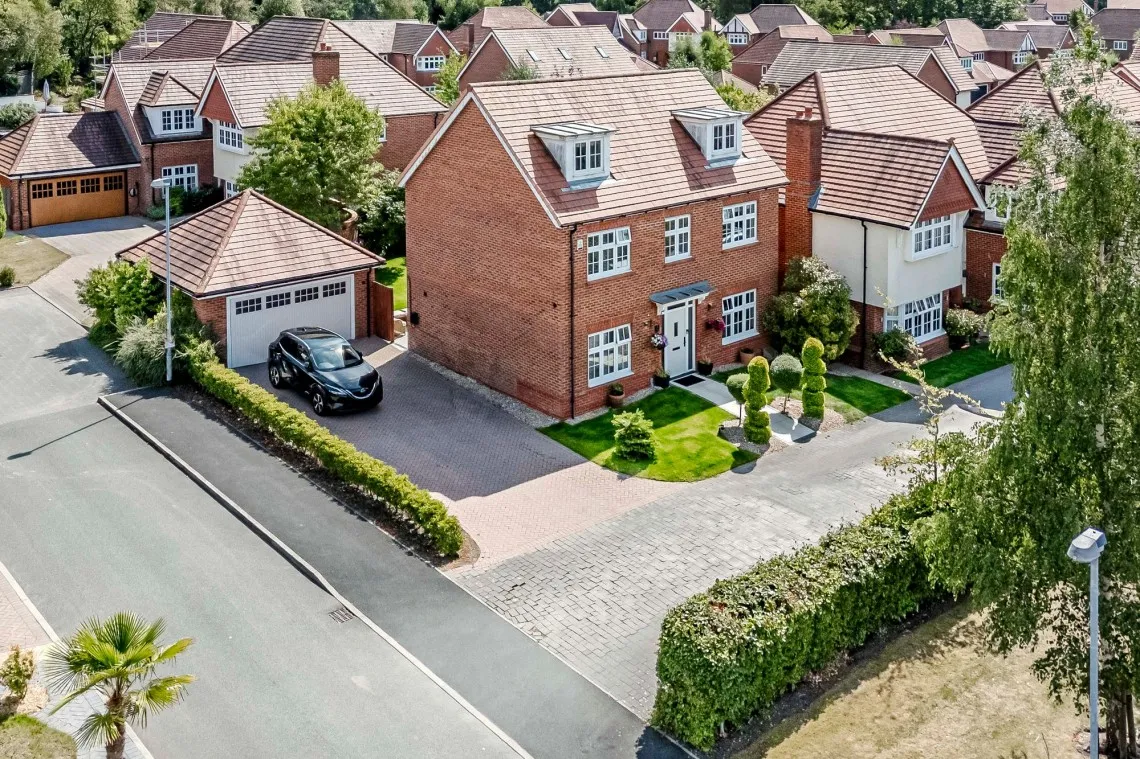 5 bed house for sale, Steaton Close, Buckshaw Village, PR7