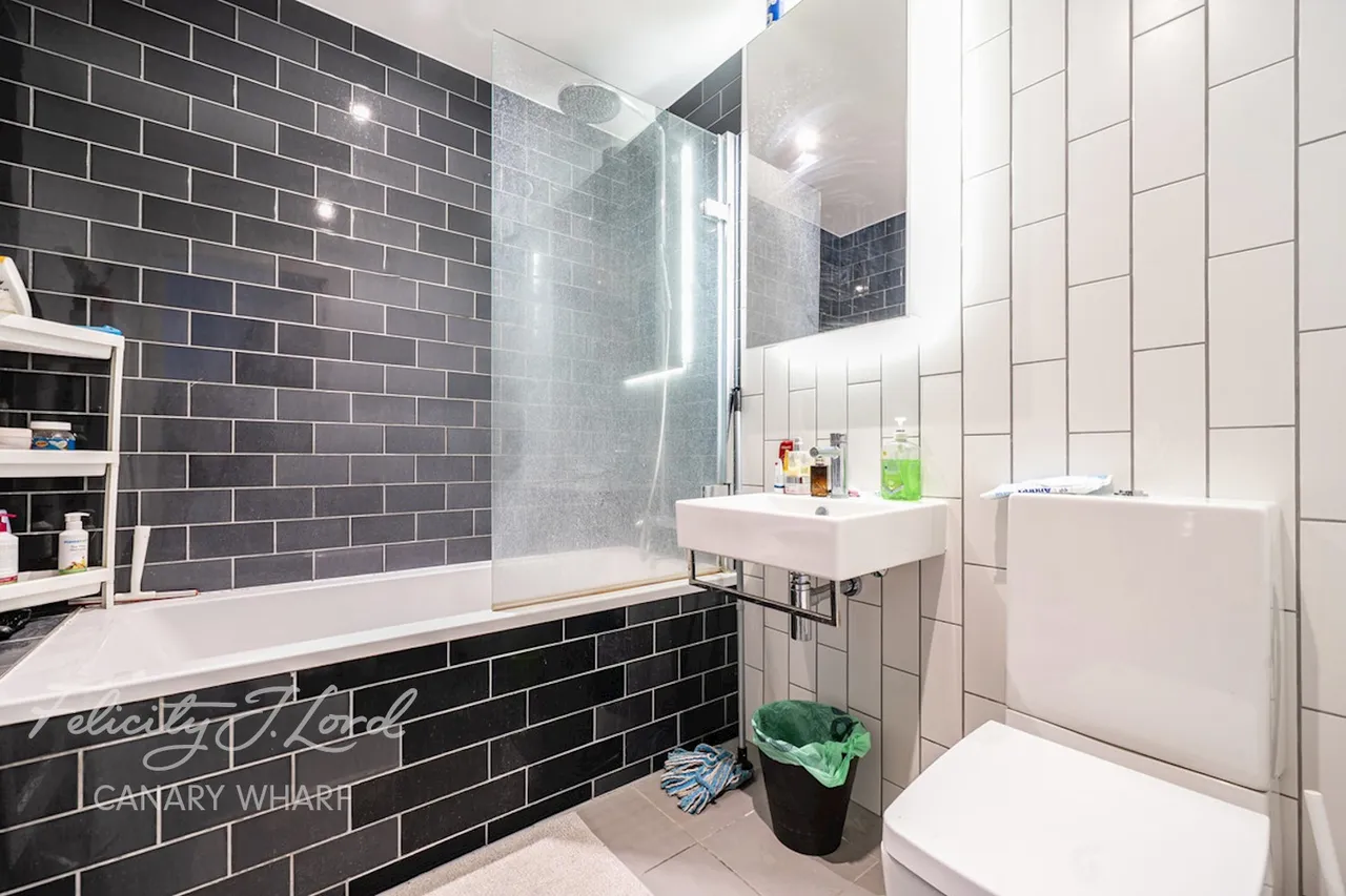 Bonnet Street, London, E16, photo 16