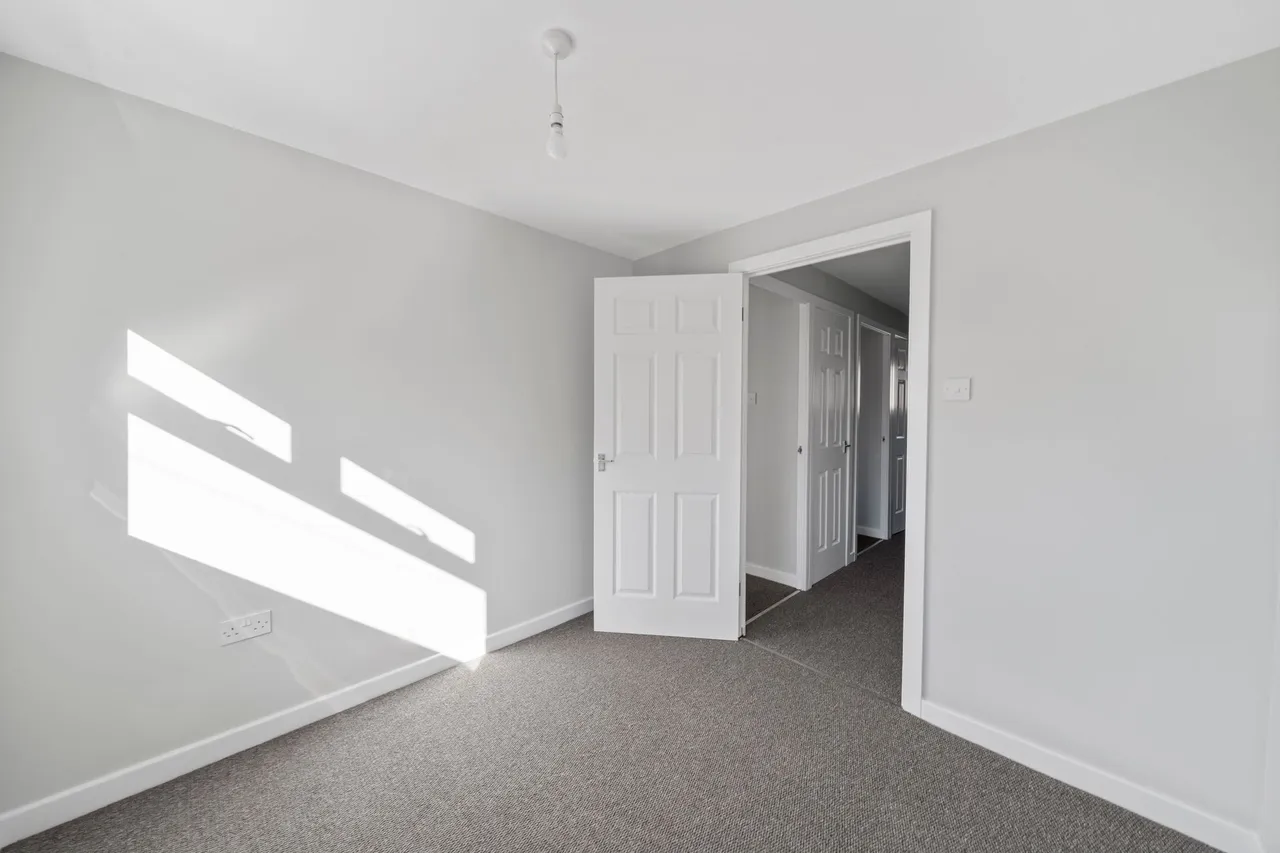 Deepdale, Widnes, WA8, photo 14