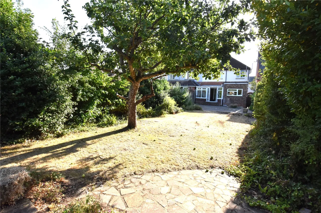Yeovil Road, Farnborough, Hampshire, GU14 6LB, photo 5