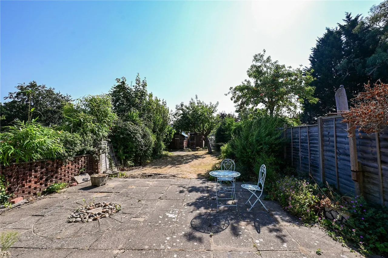 Yeovil Road, Farnborough, Hampshire, GU14 6LB, photo 17