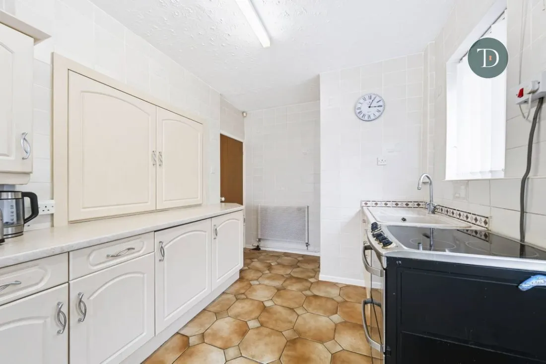 Glendyke Road, Great Sutton, CH66, photo 9