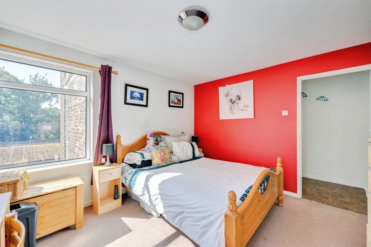 Station Road, Redhill, RH1, photo 6