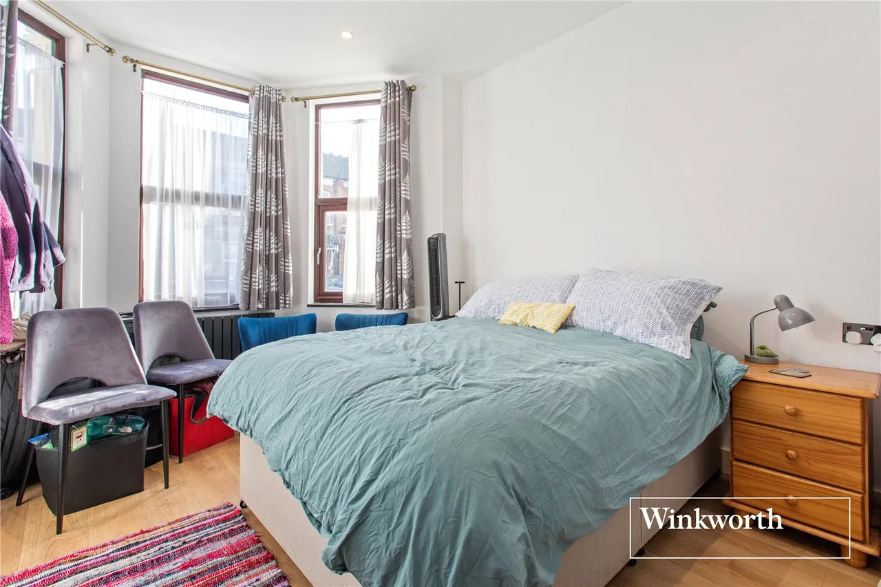 Churchfield Avenue, North Finchley, London, N12, photo 2