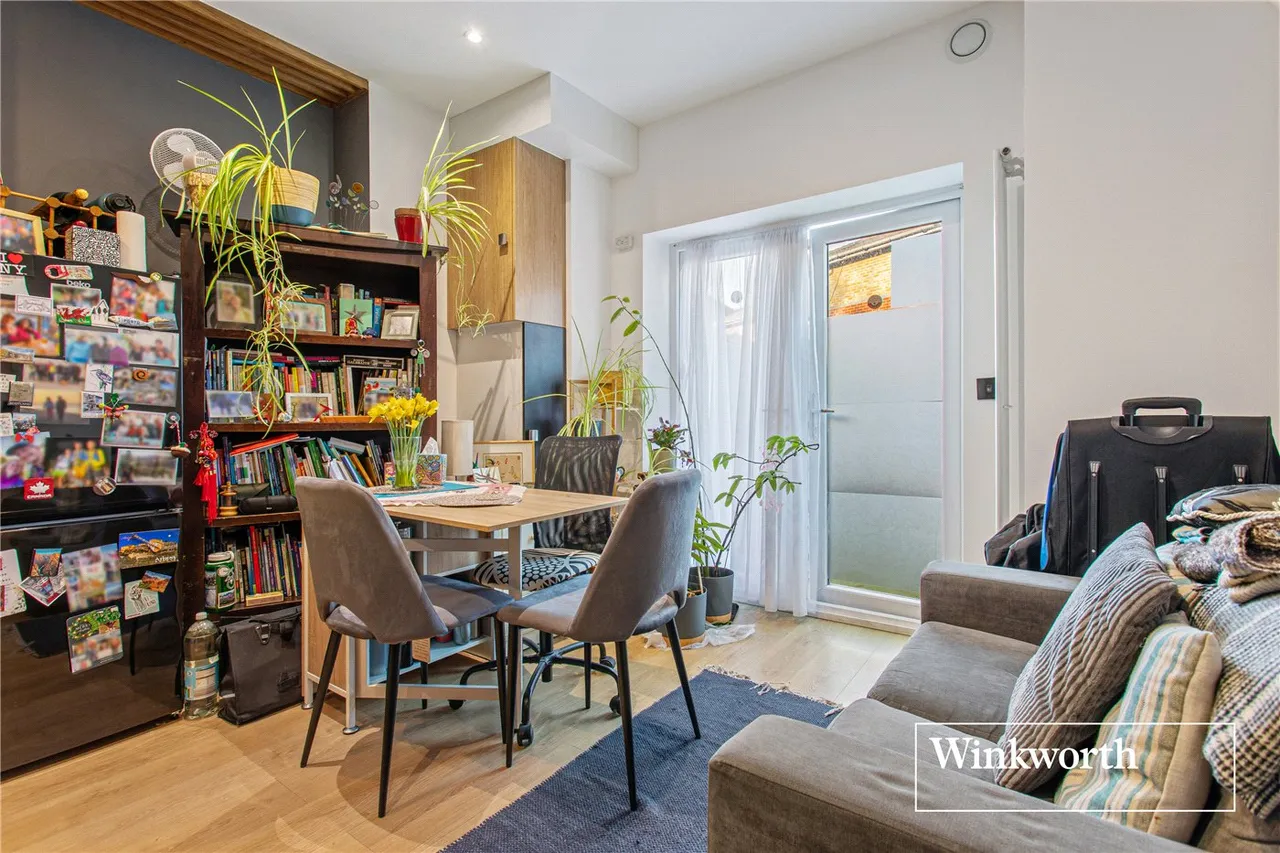Churchfield Avenue, North Finchley, London, N12, photo 11