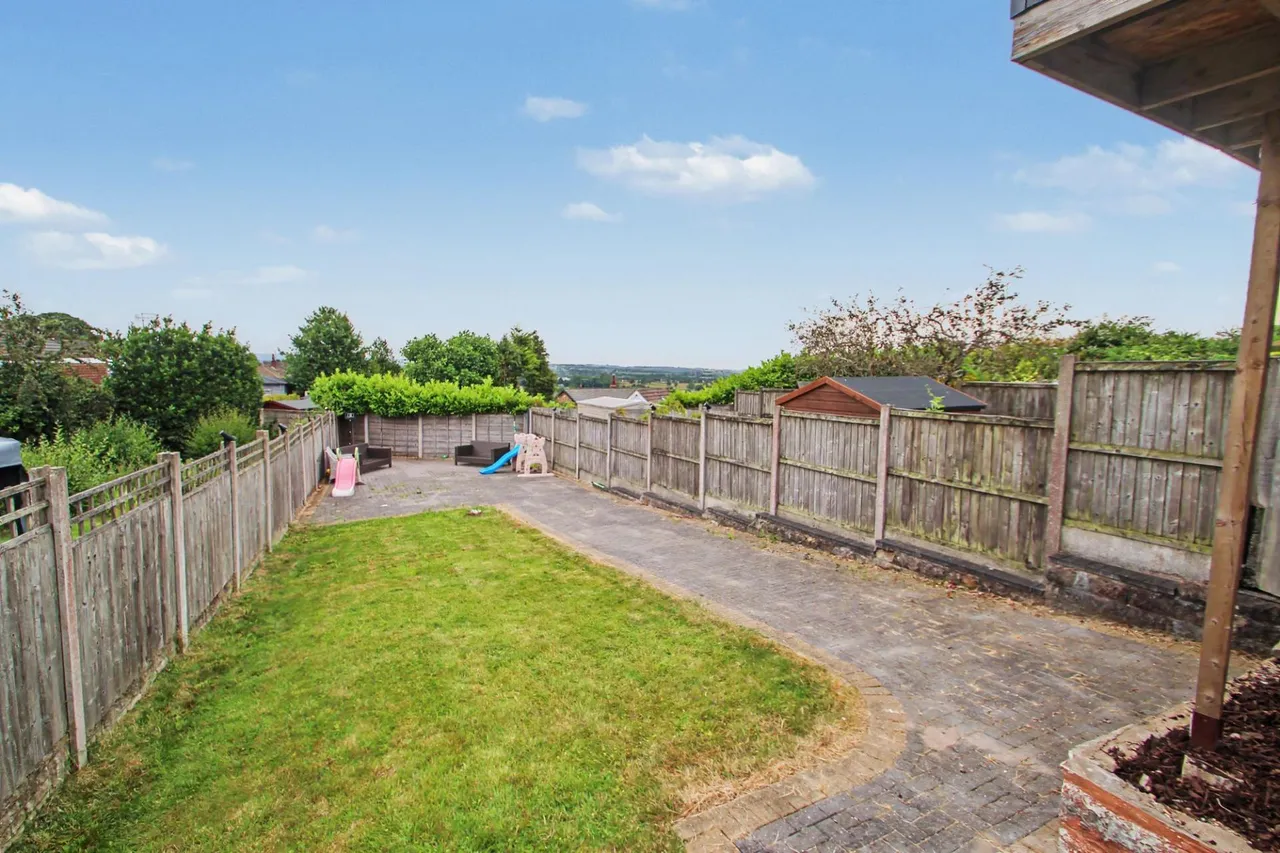 Pemberton Drive, Meir Heath, ST3, photo 15