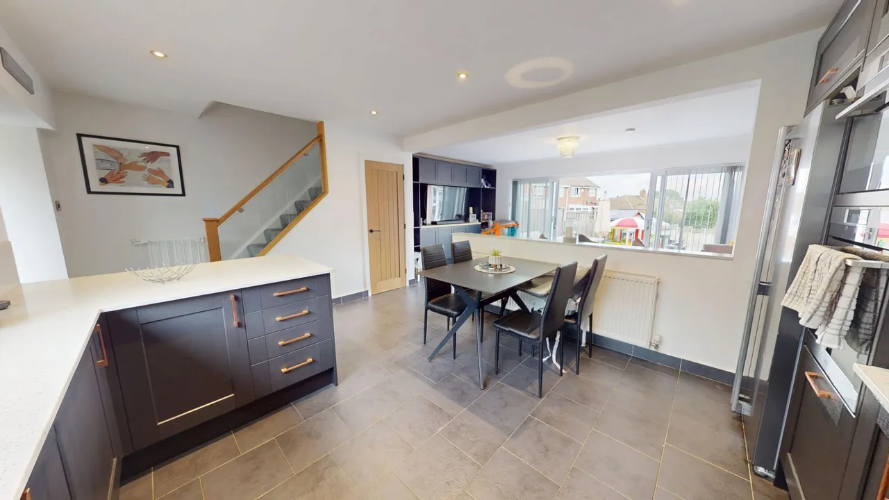 Pemberton Drive, Meir Heath, ST3, photo 2