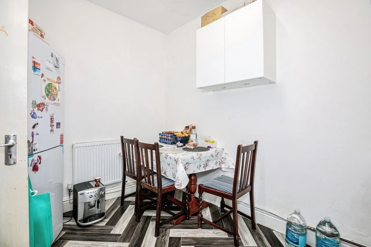 High Street, Llandysul, SA44, photo 13