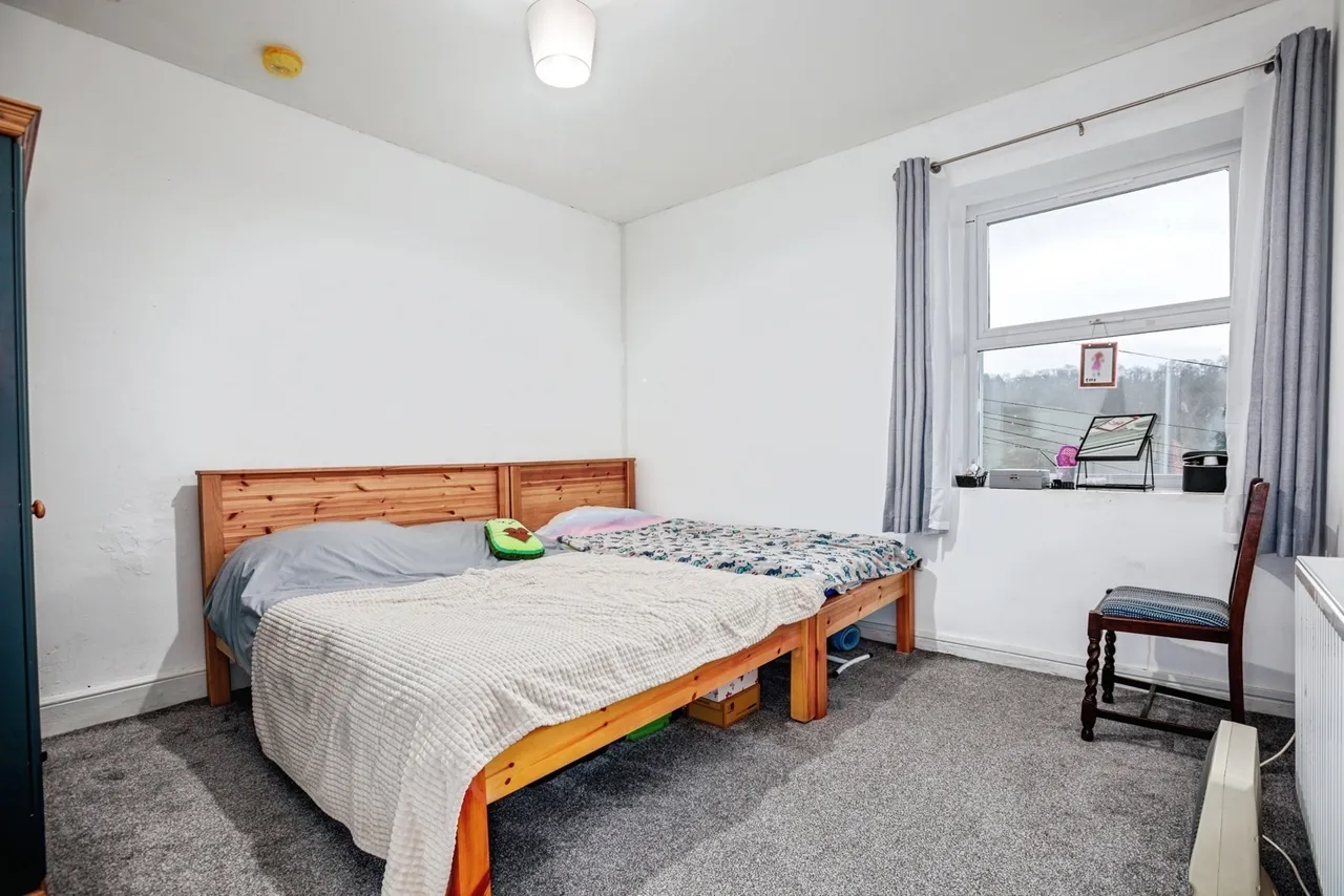 High Street, Llandysul, SA44, photo 11