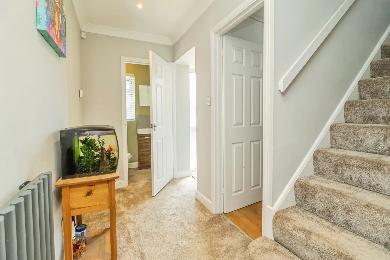 Spring Lane, Great Horwood, Milton Keynes, Buckinghamshire, MK17, photo 28