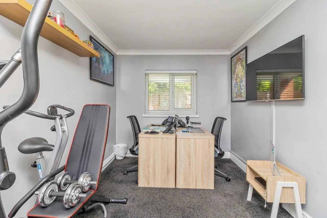 Spring Lane, Great Horwood, Milton Keynes, Buckinghamshire, MK17, photo 26