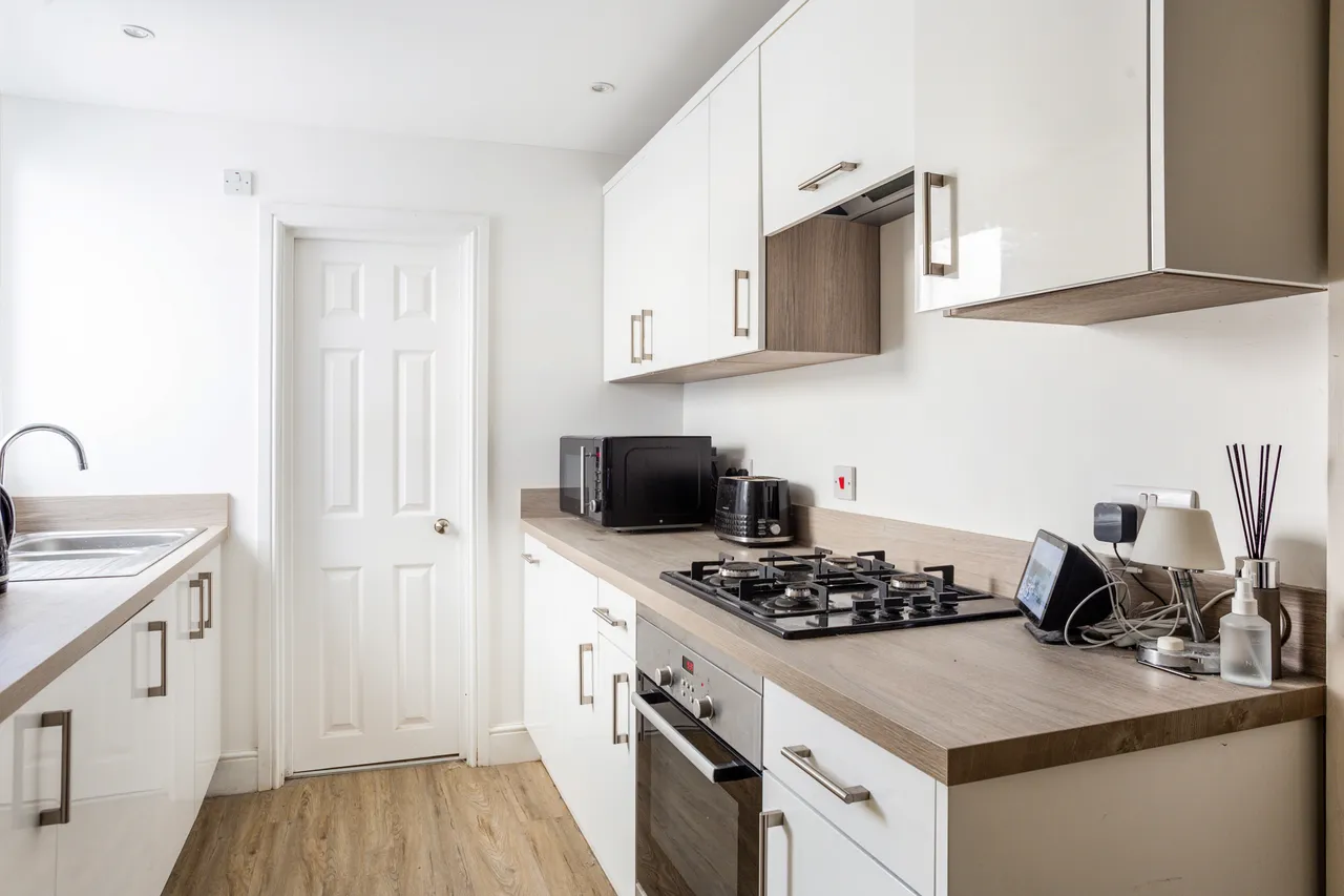 Priory Road, London, W4, photo 7