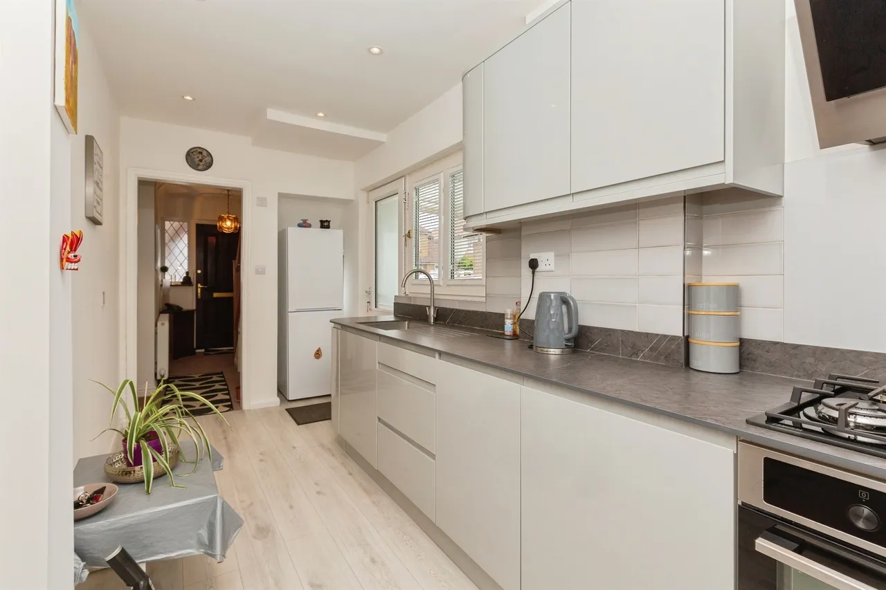 Alvista Avenue, Taplow, SL6, photo 11