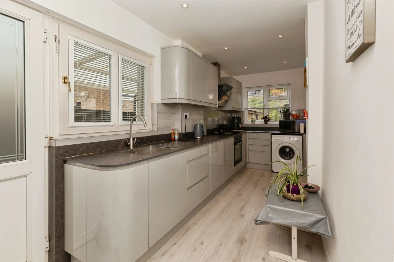 Alvista Avenue, Taplow, SL6, photo 3