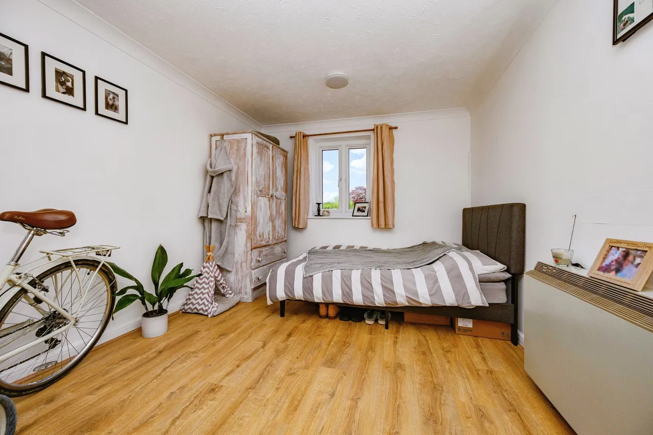 Walsingham Close, Hatfield, AL10, photo 13