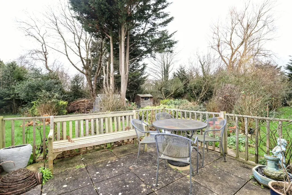 Manor Road, Bletchley, Milton Keynes, Buckinghamshire, MK2 2HW, photo 15
