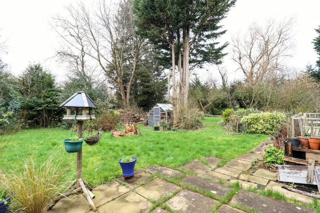 Manor Road, Bletchley, Milton Keynes, Buckinghamshire, MK2 2HW, photo 12