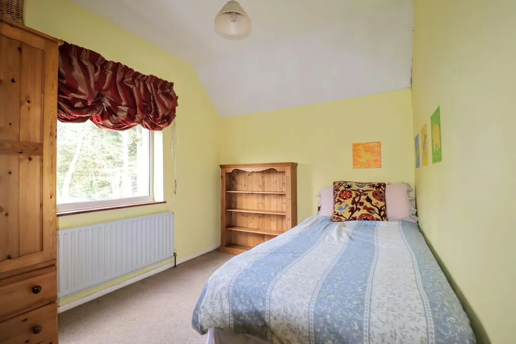 Manor Road, Bletchley, Milton Keynes, Buckinghamshire, MK2 2HW, photo 14