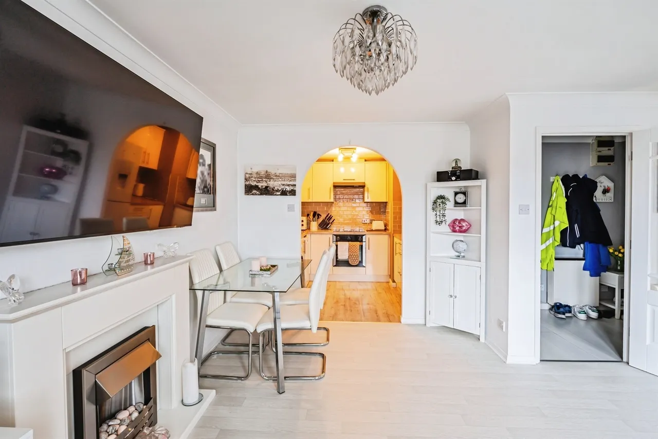 Falmouth Close, Eastbourne, BN23, photo 5