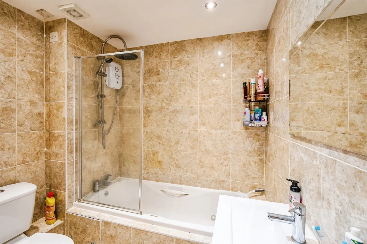 Falmouth Close, Eastbourne, BN23, photo 10