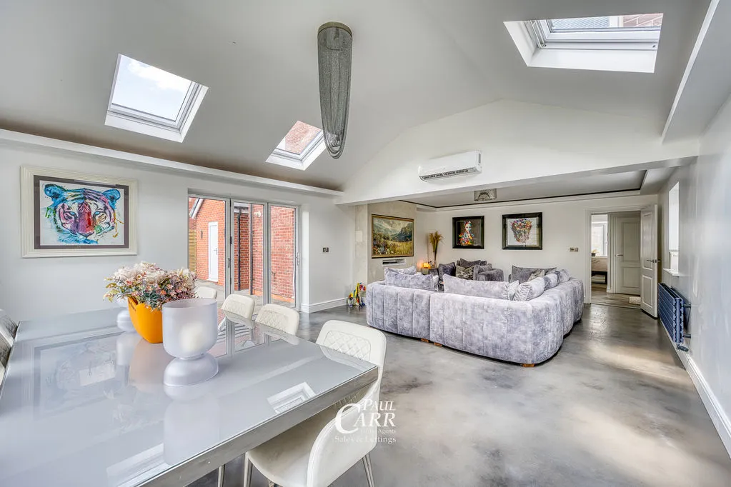 Lakeside Boulevard, Cannock, WS11, photo 5