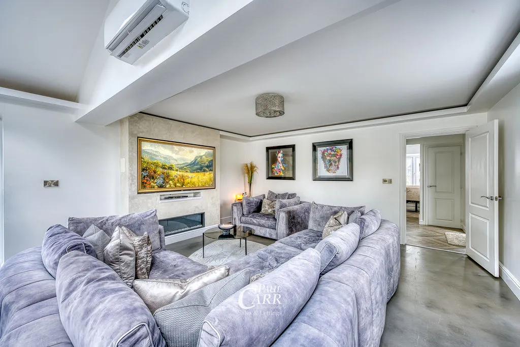 Lakeside Boulevard, Cannock, WS11, photo 6