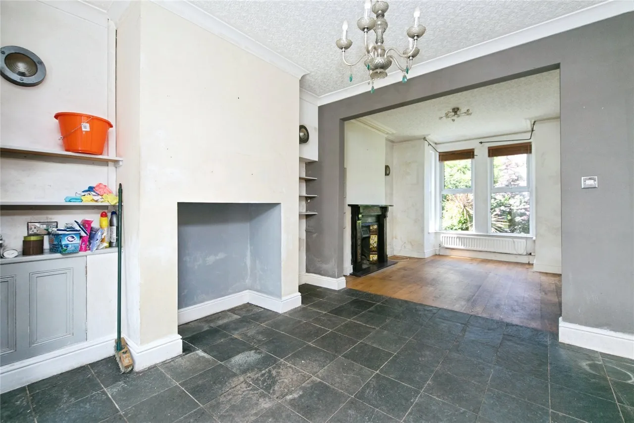Woodlands, Gyffin, LL32, photo 3