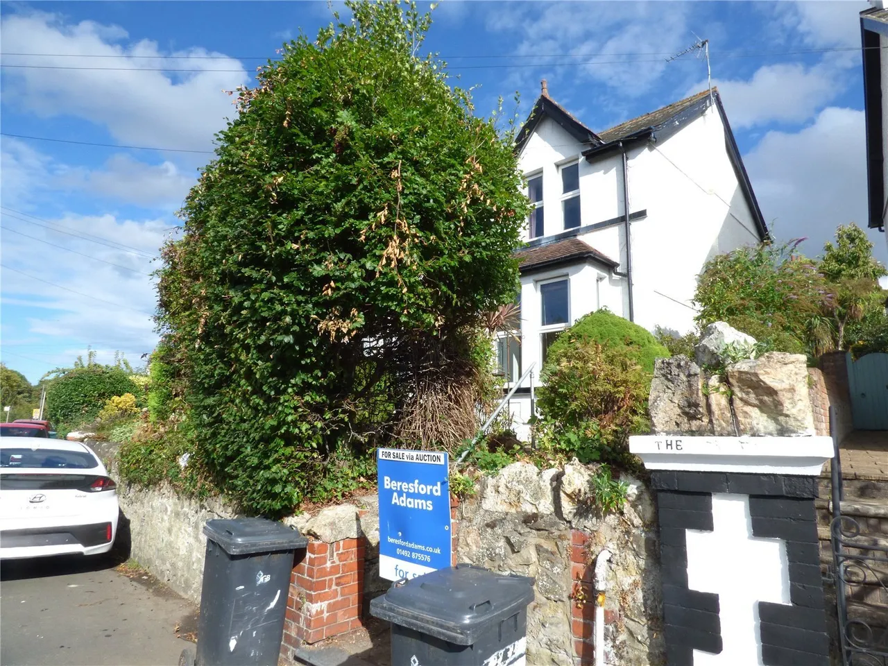 Woodlands, Gyffin, LL32, photo 19