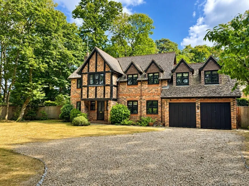 6 bed house for sale, Coach House Gardens, Fleet, GU51