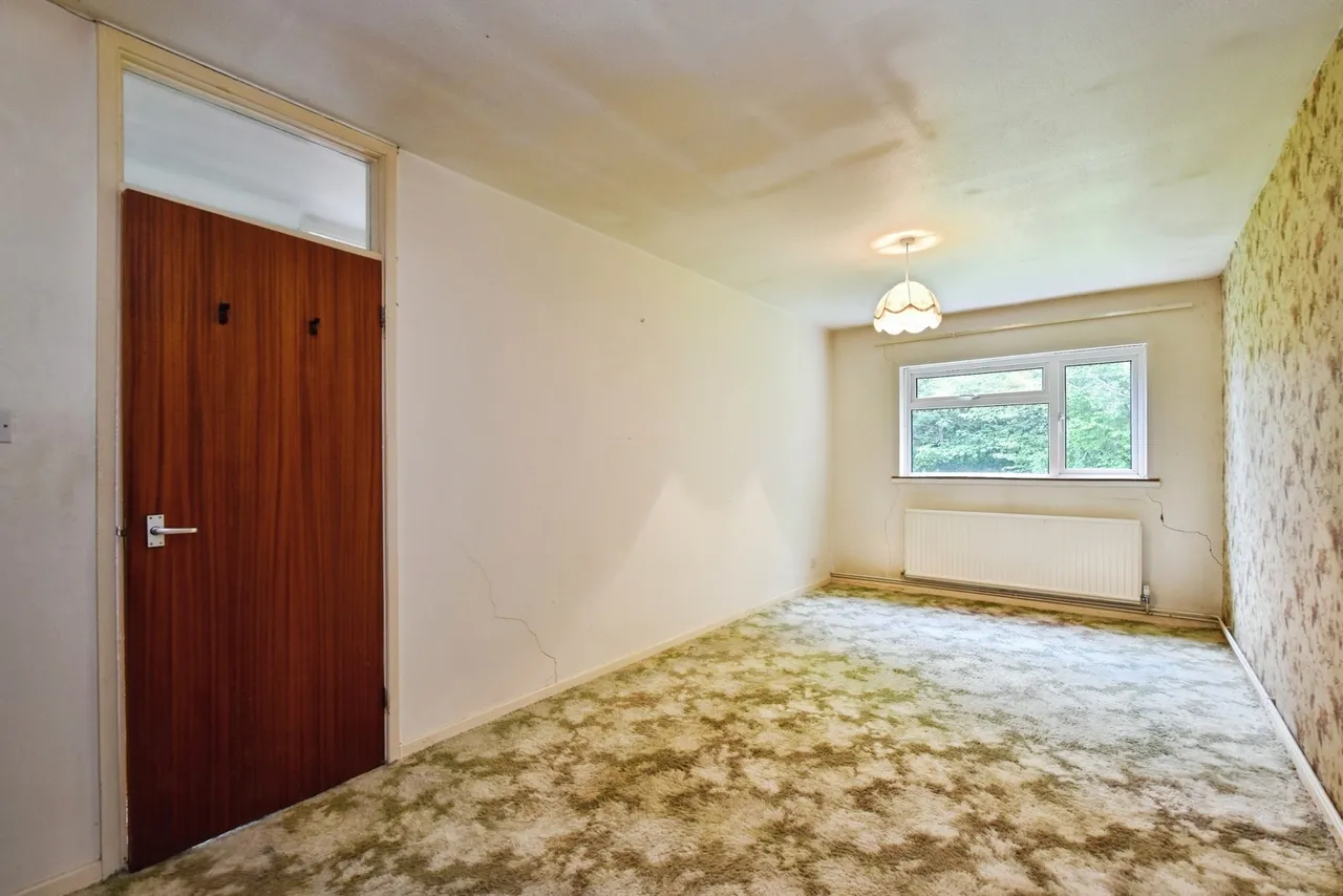 Fairoak, Betws, SA18, photo 9