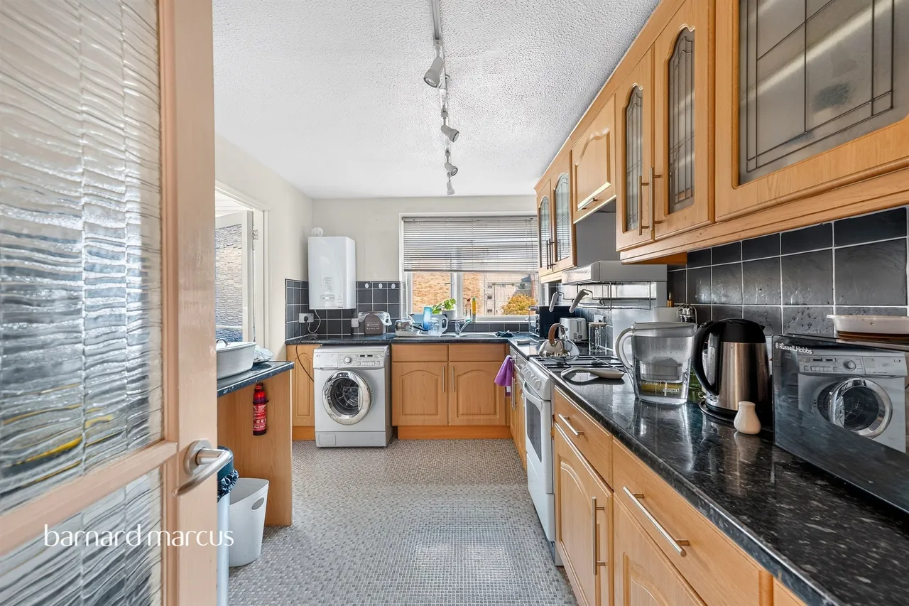 St. James Road, Sutton, SM1, photo 3