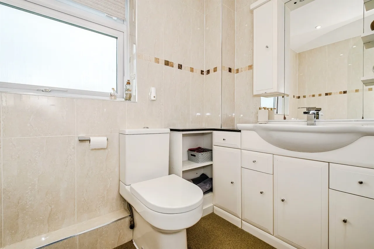 Priory Close, Sompting, BN15, photo 23