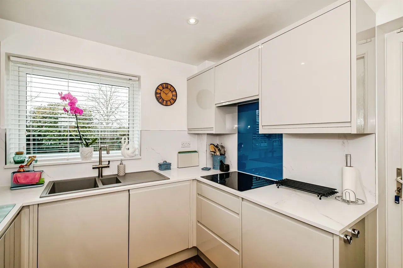 Priory Close, Sompting, BN15, photo 11