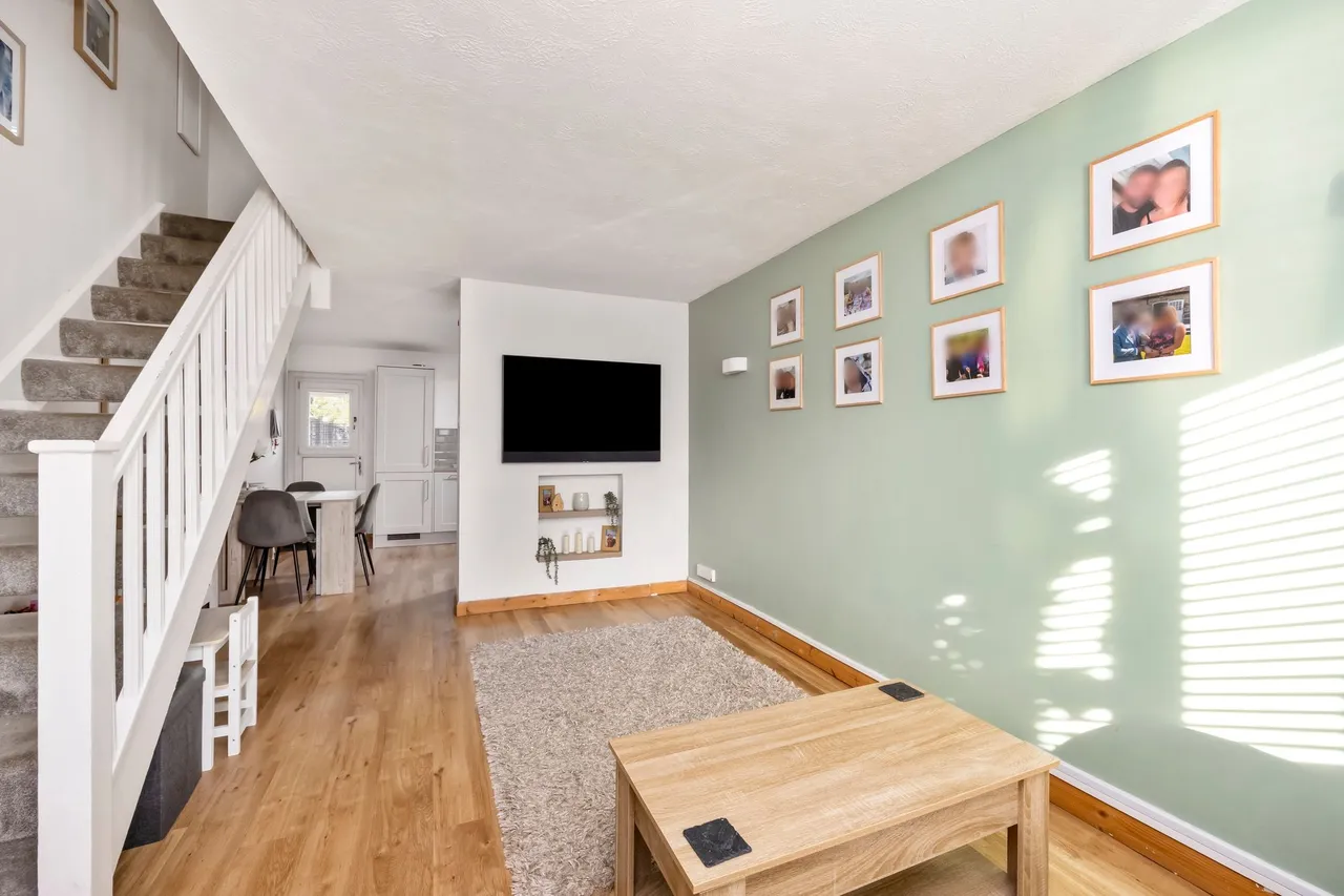 Charrington Way, Broadbridge Heath, RH12, photo 6