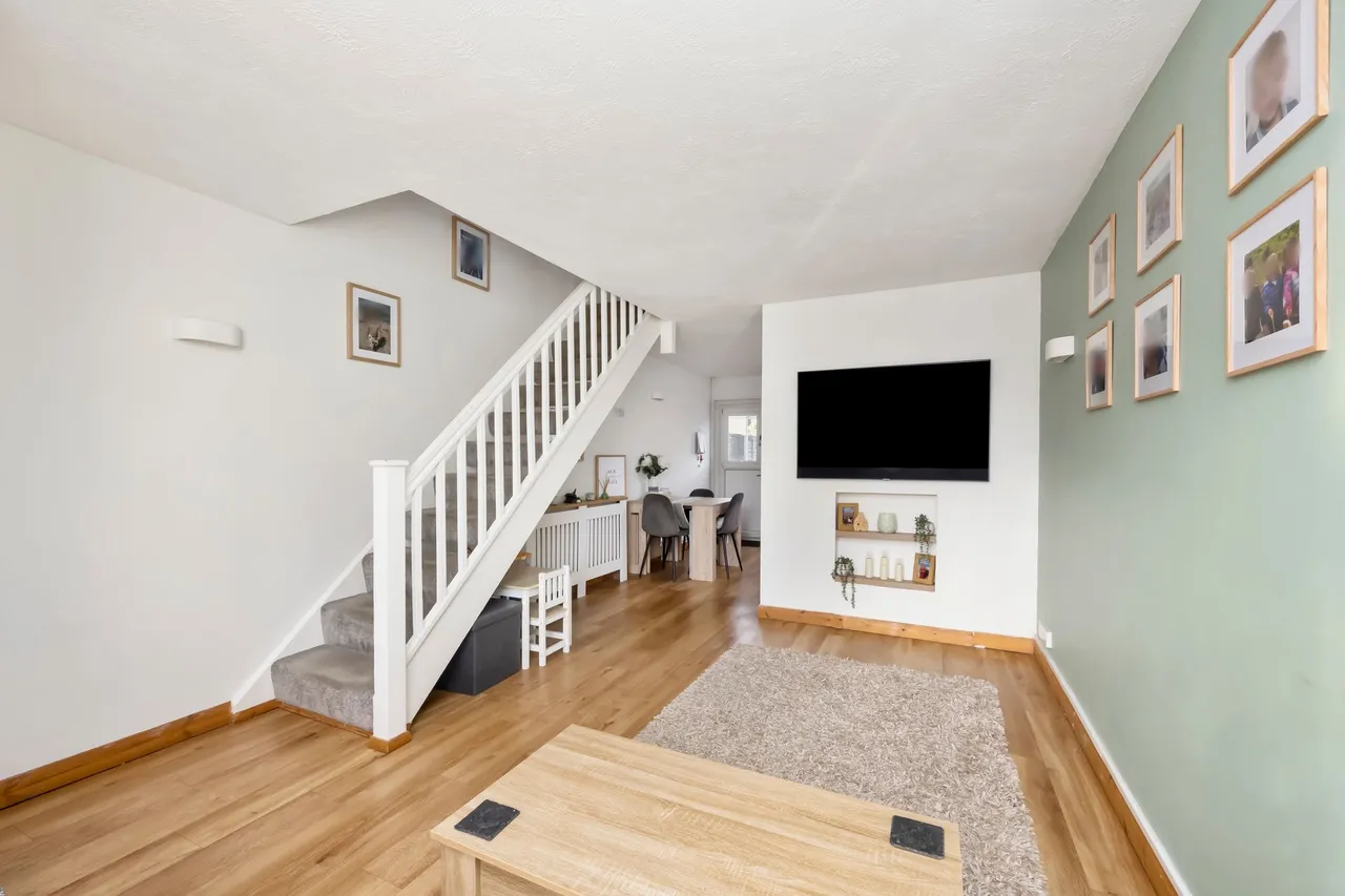 Charrington Way, Broadbridge Heath, RH12, photo 5