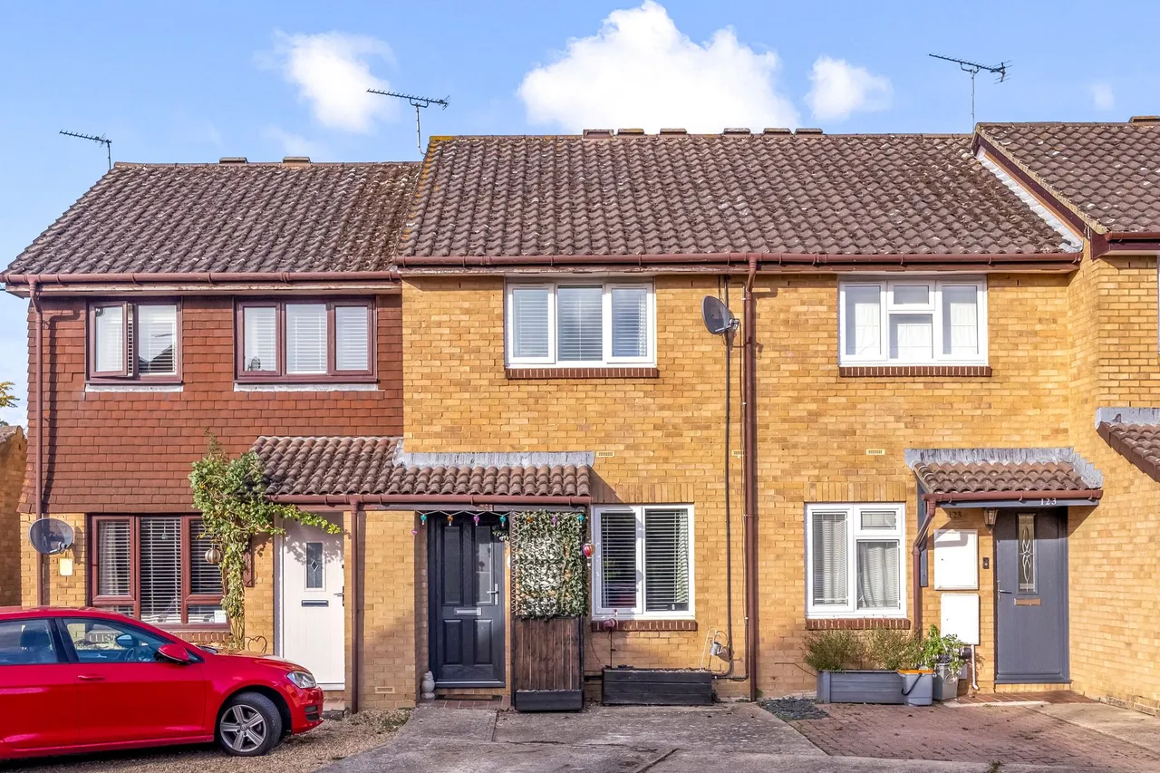Charrington Way, Broadbridge Heath, RH12, photo 19
