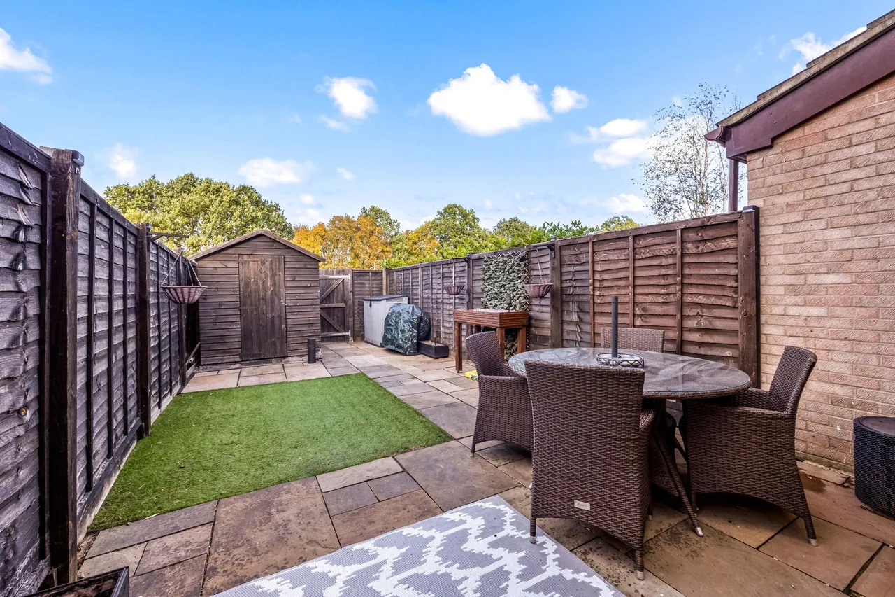 Charrington Way, Broadbridge Heath, RH12, photo 17