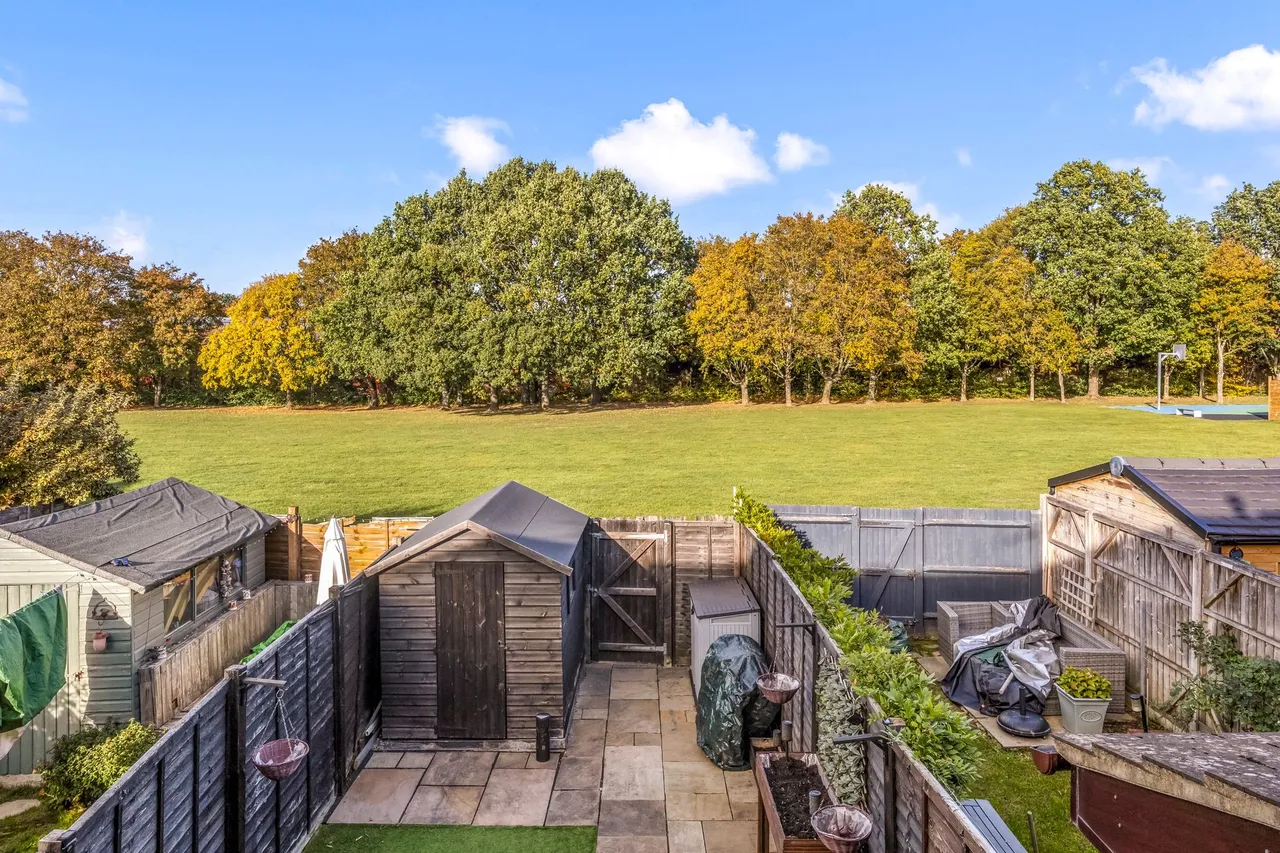 Charrington Way, Broadbridge Heath, RH12, photo 15