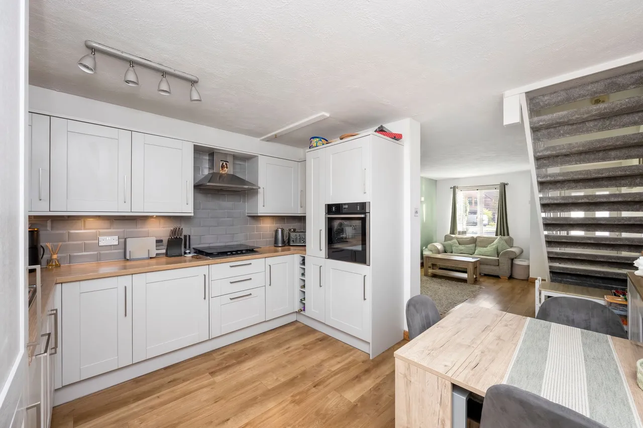 Charrington Way, Broadbridge Heath, RH12, photo 8