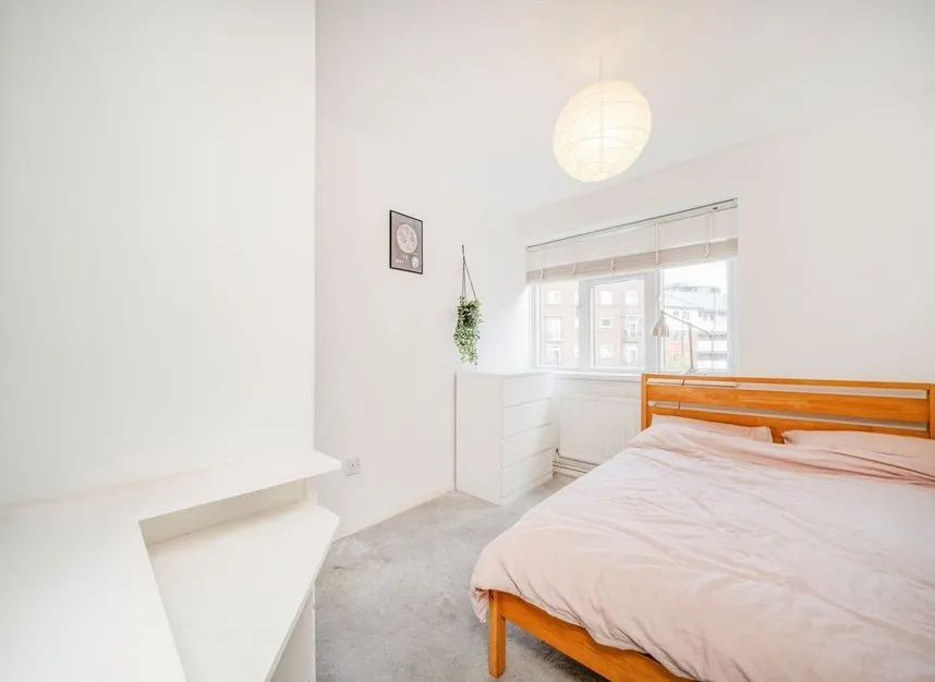 Goldsmiths Row, Broadway Market, E2, photo 4