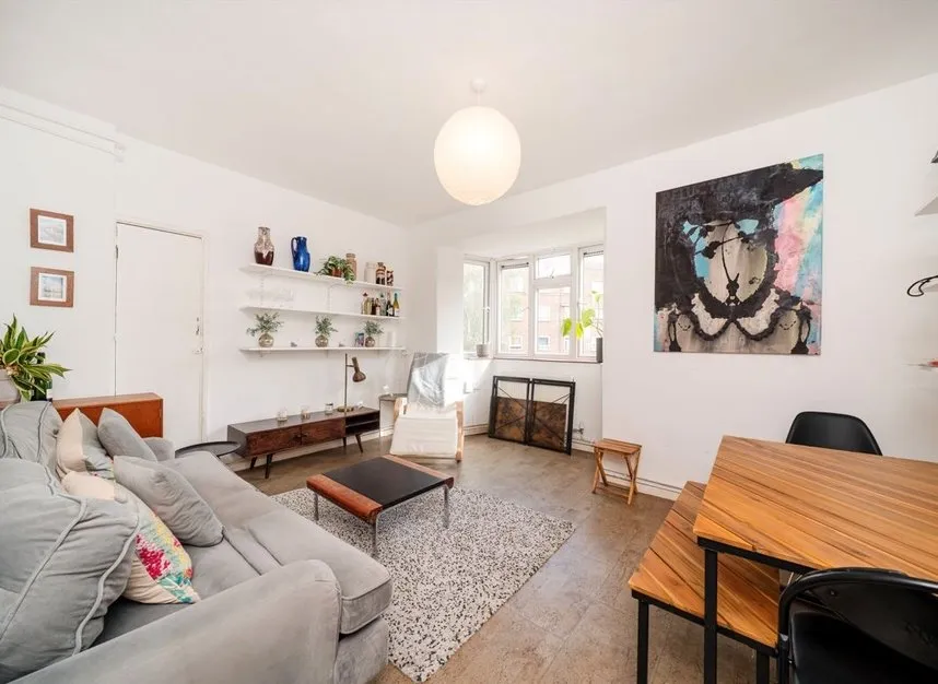 2 bed flat to rent, Goldsmiths Row, Broadway Market, E2