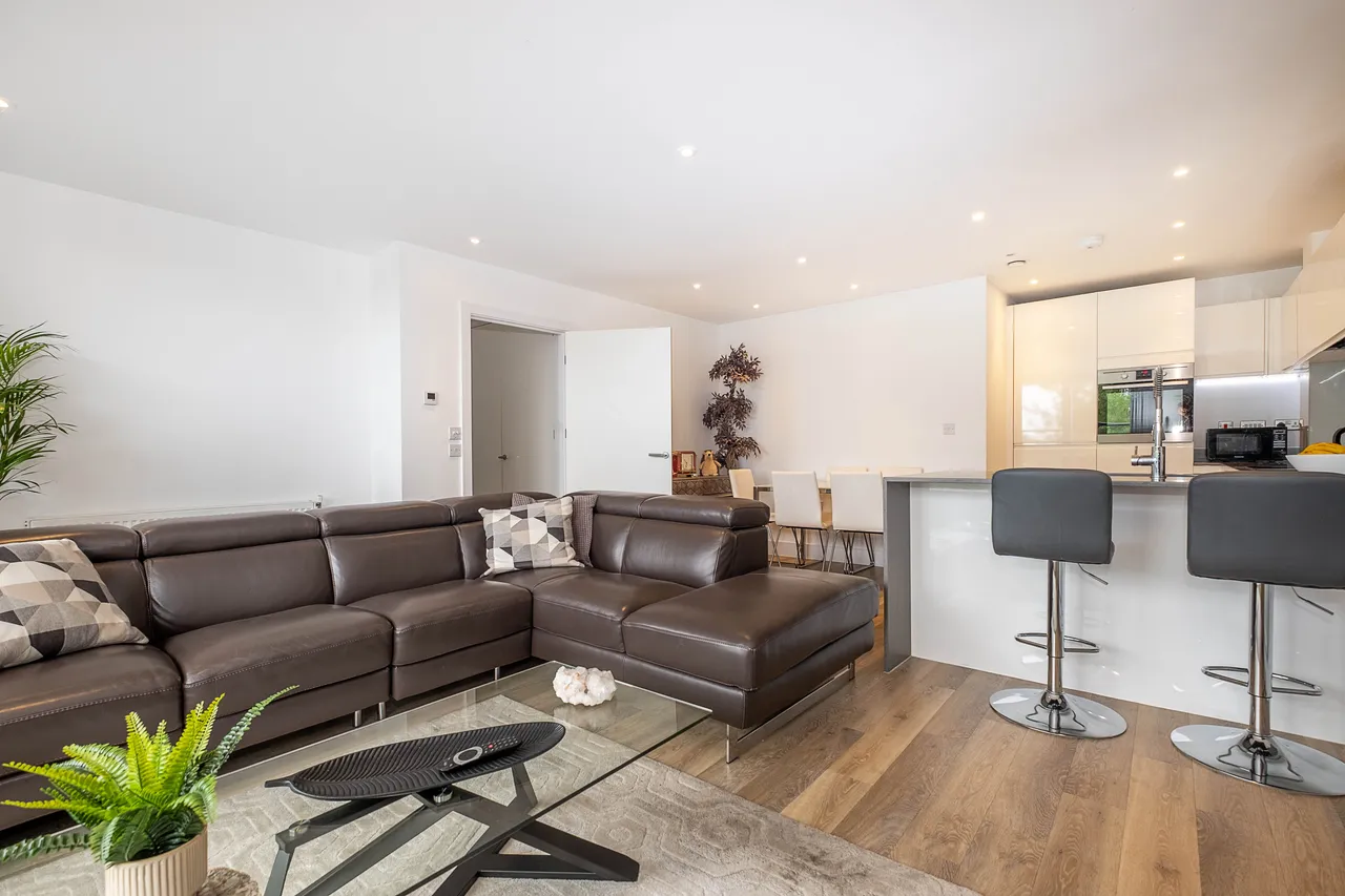 Hartfield Road, London, SW19, photo 2