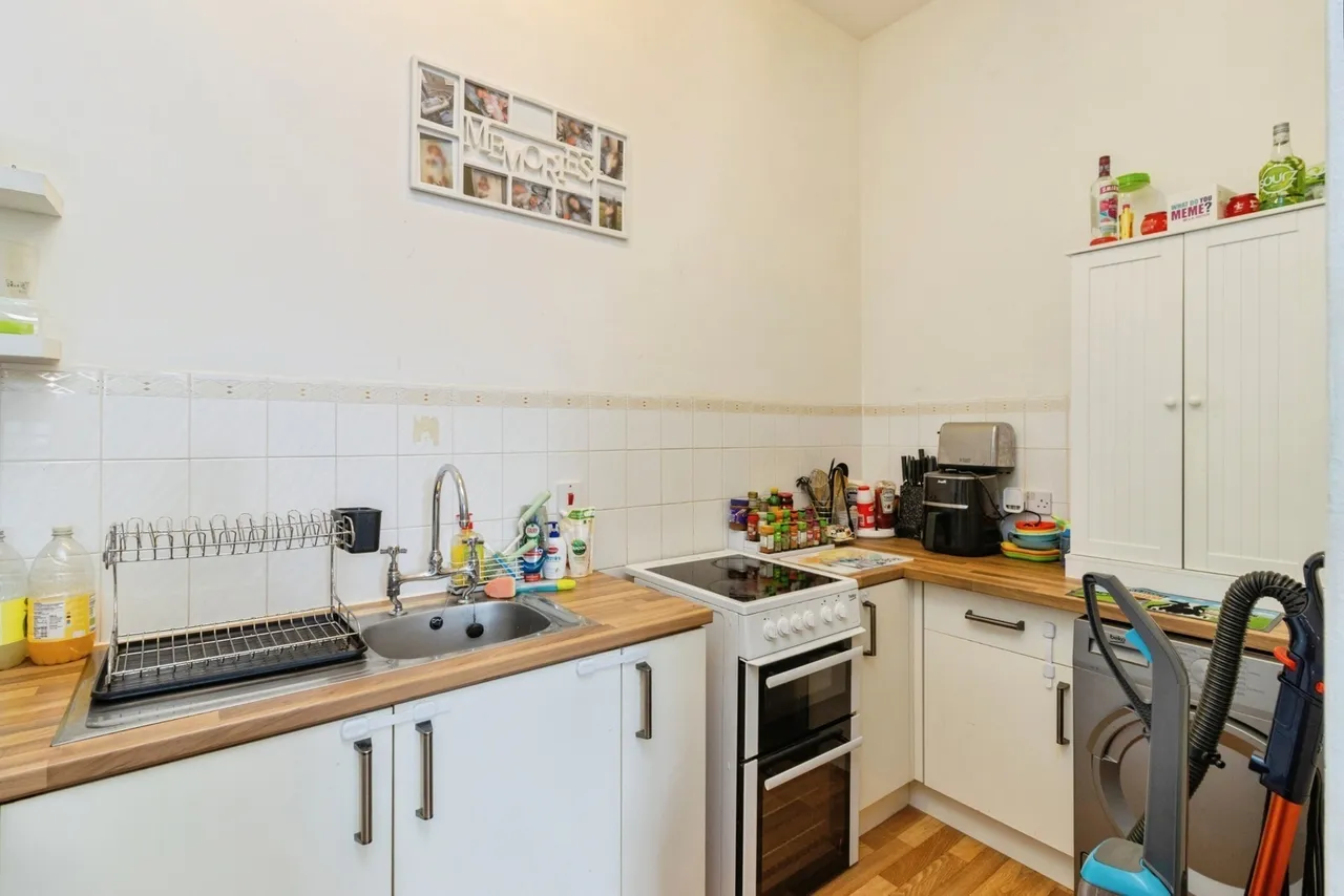 Fairfield Terrace, Newton Abbot, TQ12, photo 2