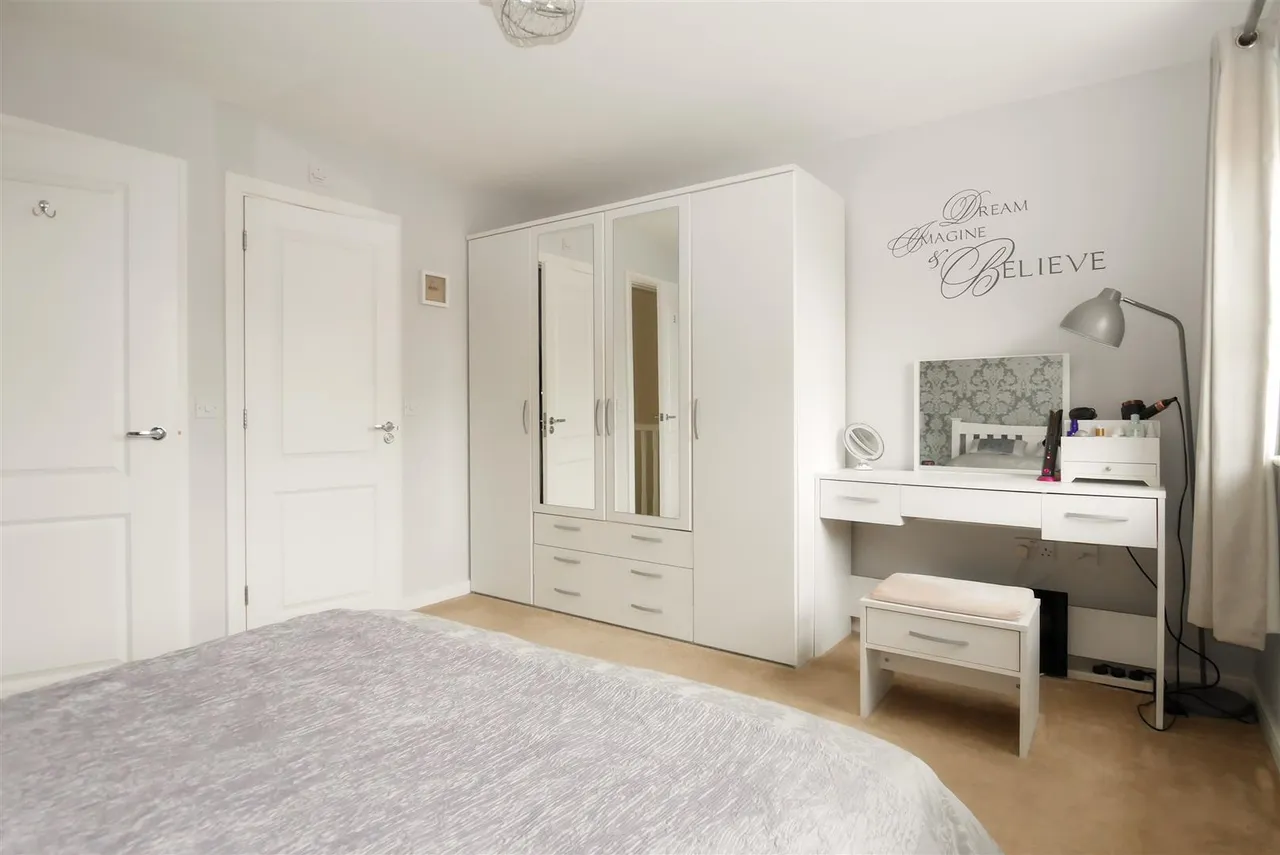 Thompson Grove, Littlehampton, photo 8