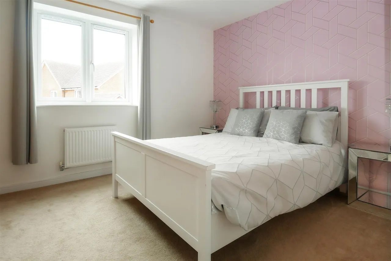 Thompson Grove, Littlehampton, photo 9